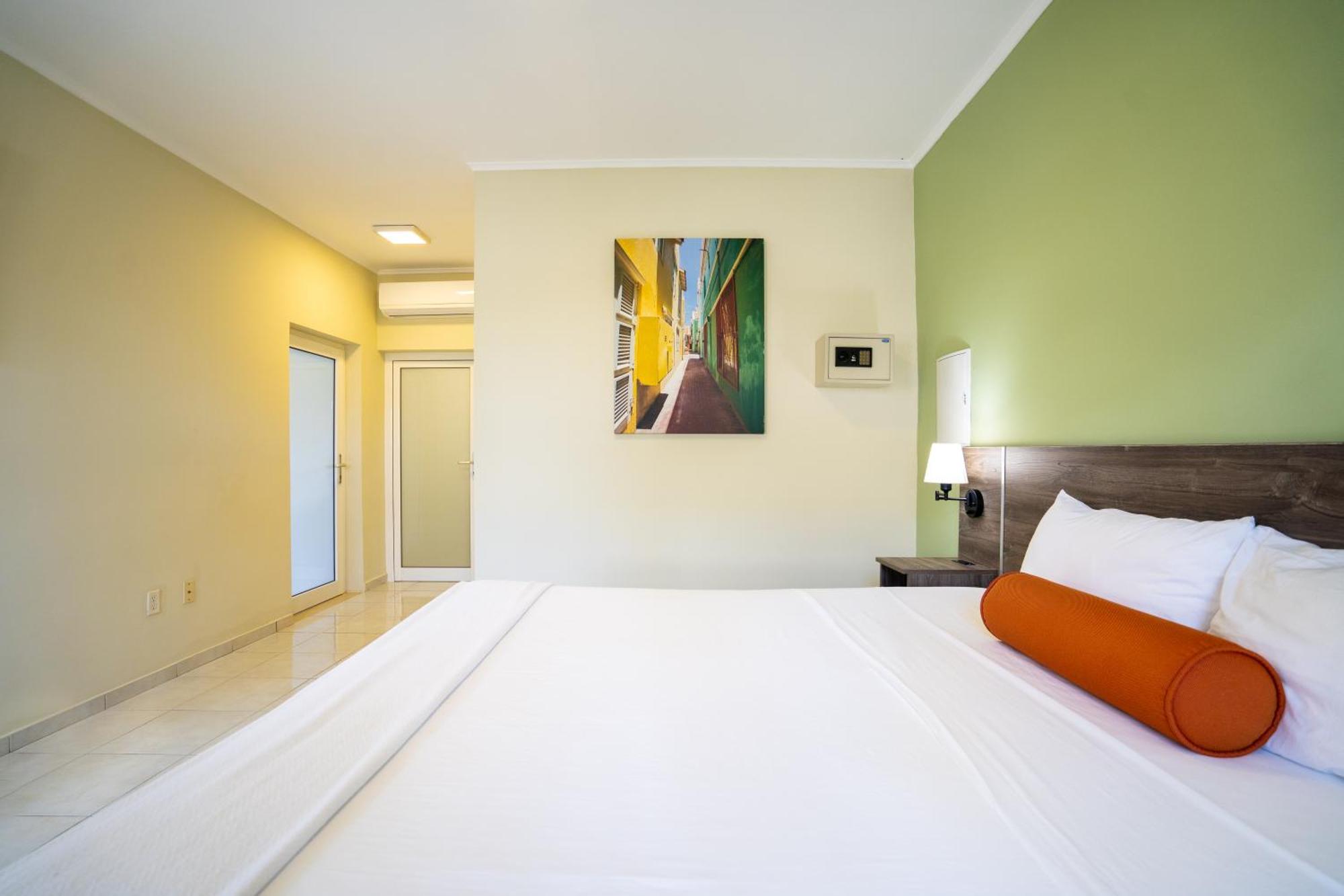 Delynne Boutique Hotel วิลเลมสตัด ภายนอก รูปภาพ