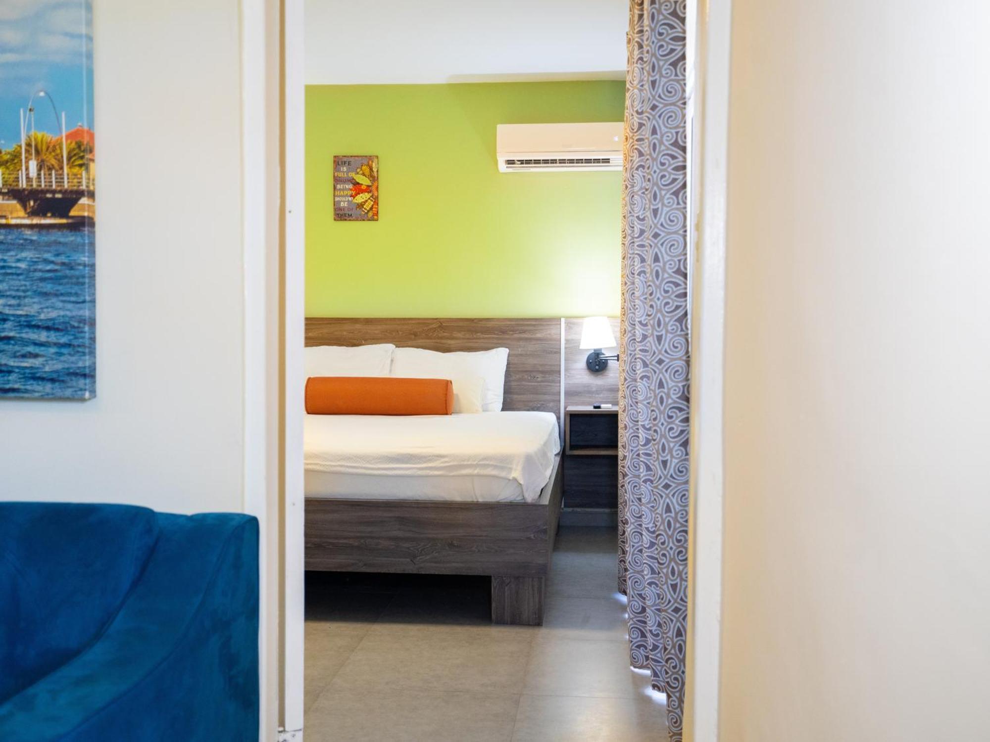 Delynne Boutique Hotel วิลเลมสตัด ภายนอก รูปภาพ