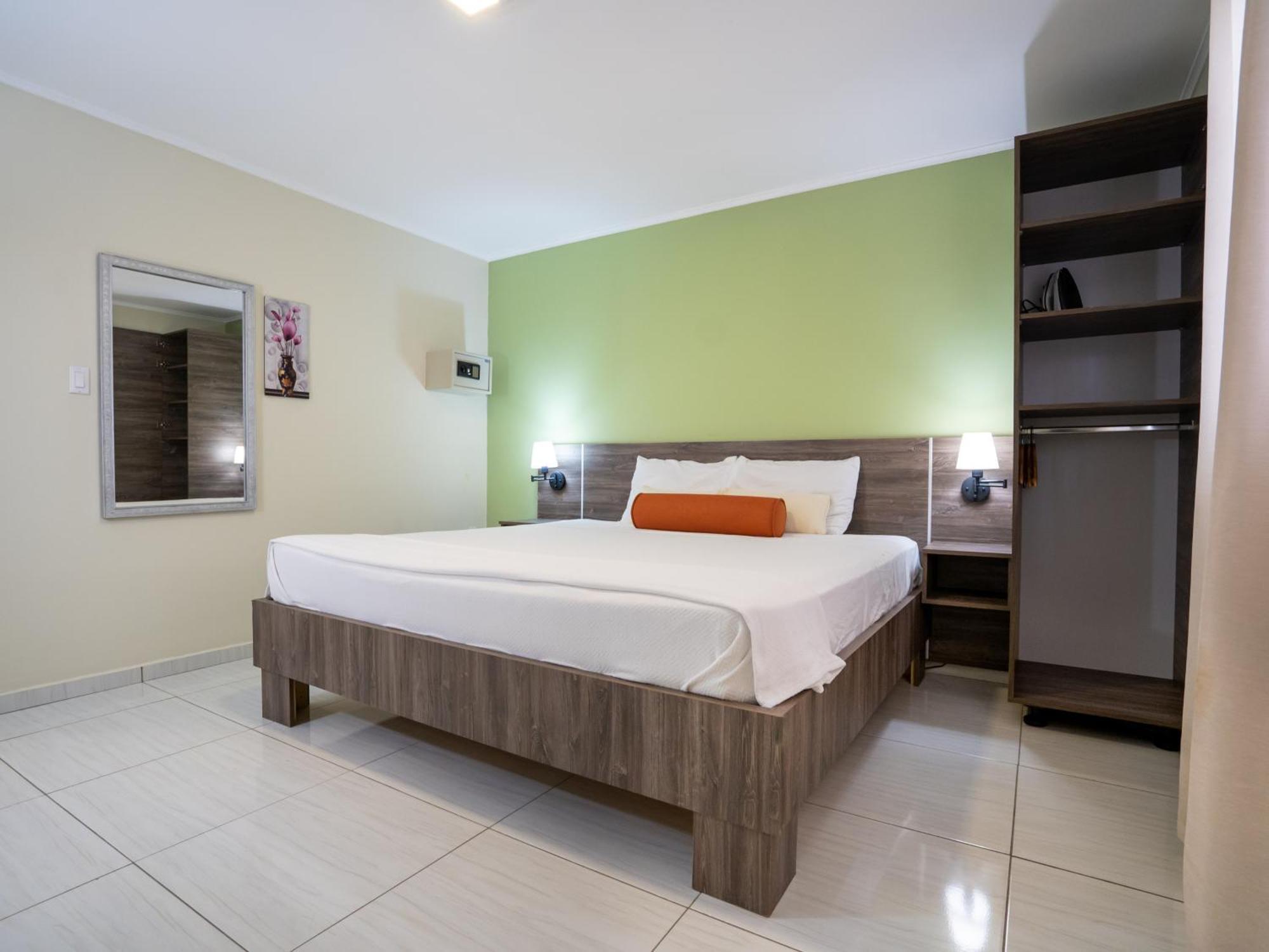 Delynne Boutique Hotel วิลเลมสตัด ภายนอก รูปภาพ